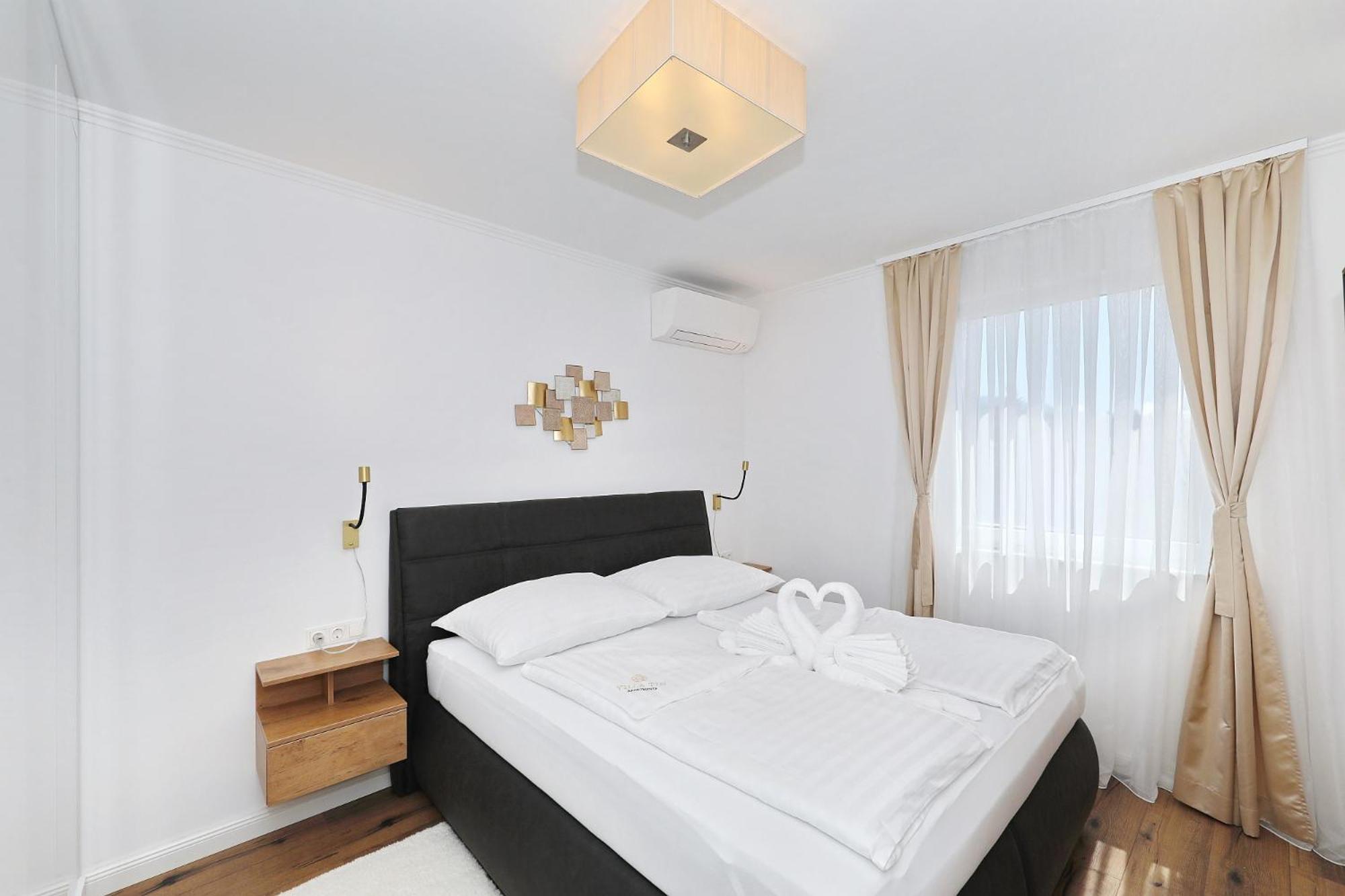 Villa Tin Apartments Трибань-Крушчица Экстерьер фото