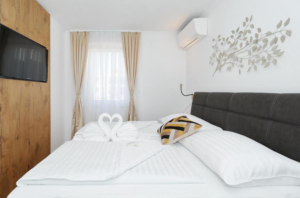 Villa Tin Apartments Трибань-Крушчица Экстерьер фото